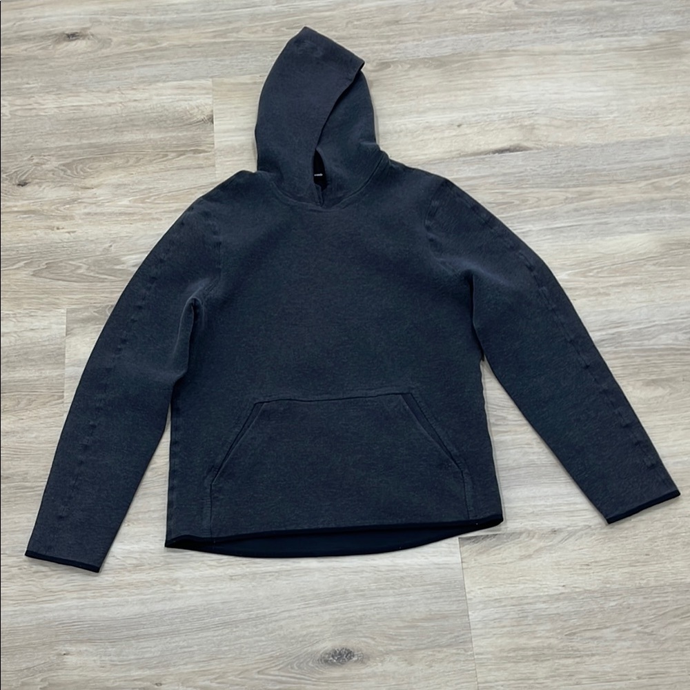 Lululemon Men’s Dark Gray Pullover Hoodie